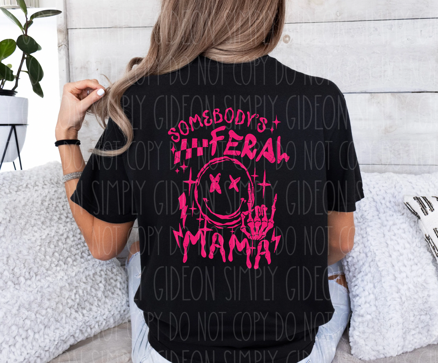 Somebody’s Feral Mama Tee